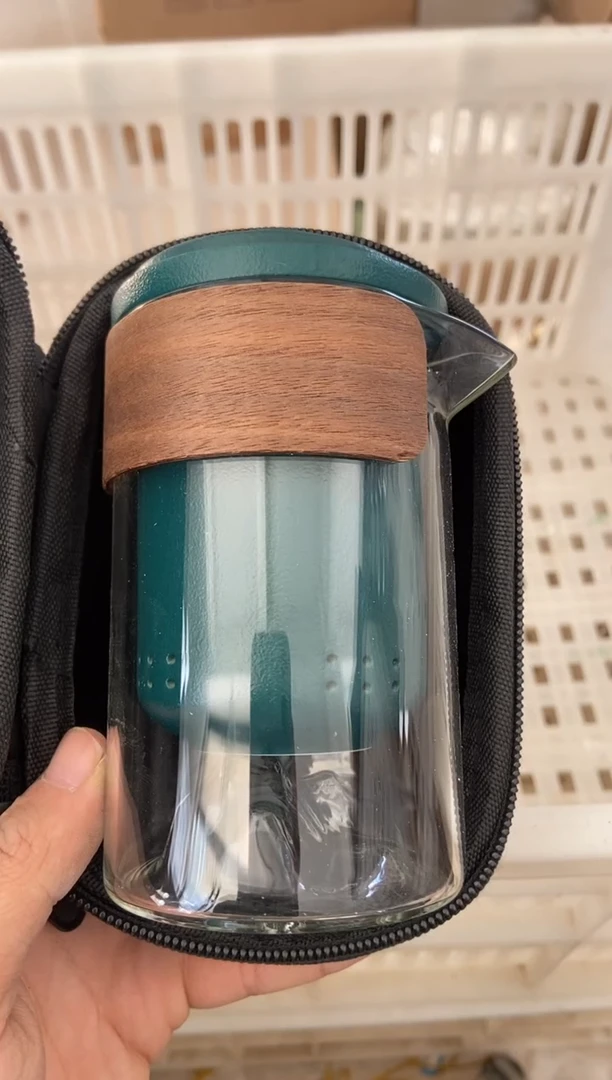 杯无运费险有瑕疵的摄影的产品有使用过的痕迹有点脏介意勿拍