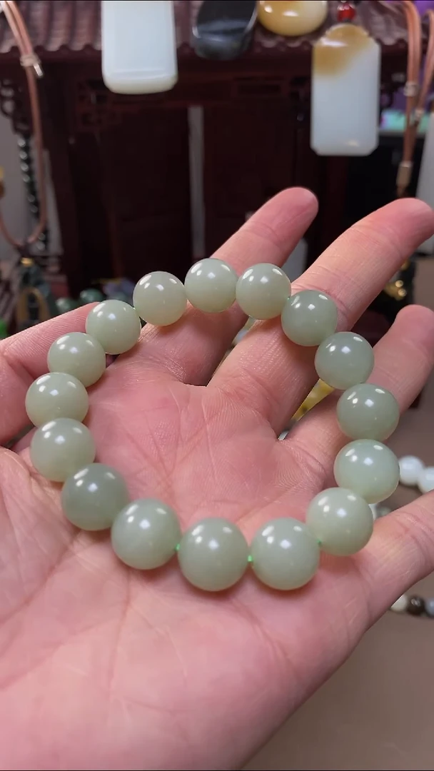 未镶嵌手链和田玉和田玉吊坠