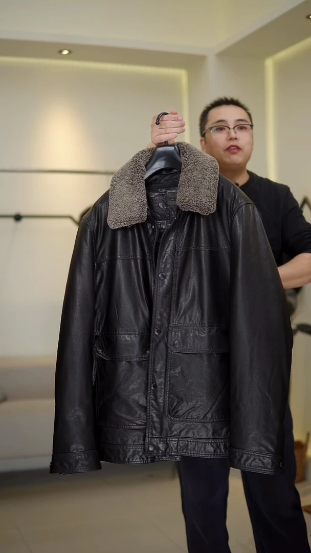 真皮头层牛皮鹅绒服195斤，换深色毛领