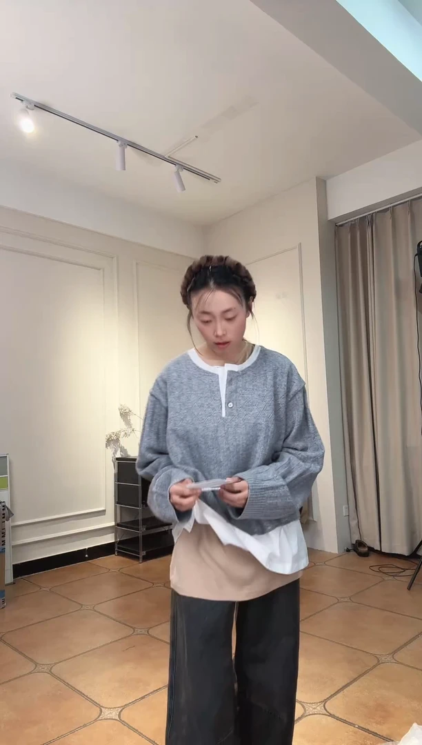 ?***佳设计师品牌灰色长袖卫衣