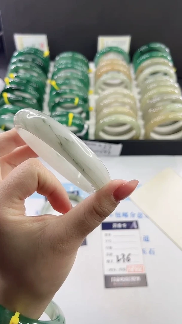 未镶嵌手镯石英质玉多样性发货L36-62