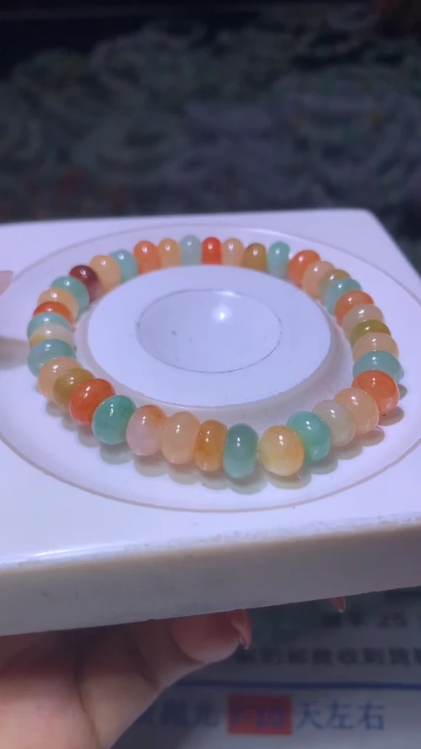 翡翠未镶嵌颈饰小**王MXX027767