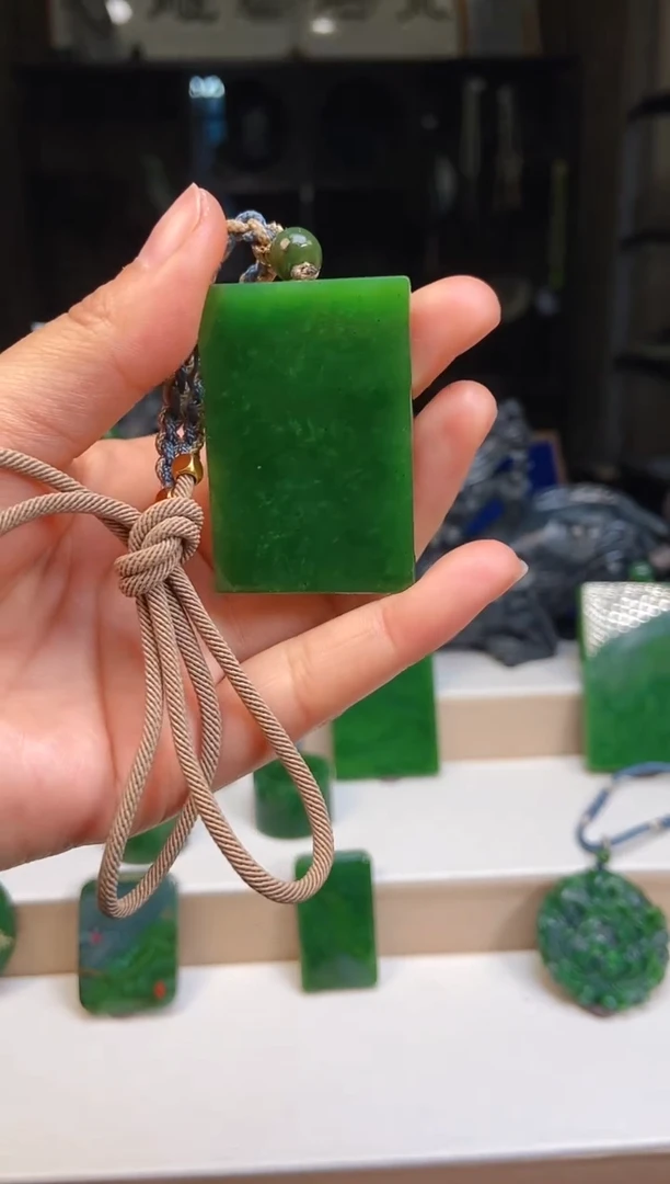 【闪购商品】和田玉挂件未镶嵌1