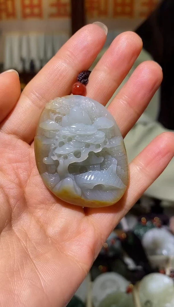 颈饰未镶嵌和田玉1
