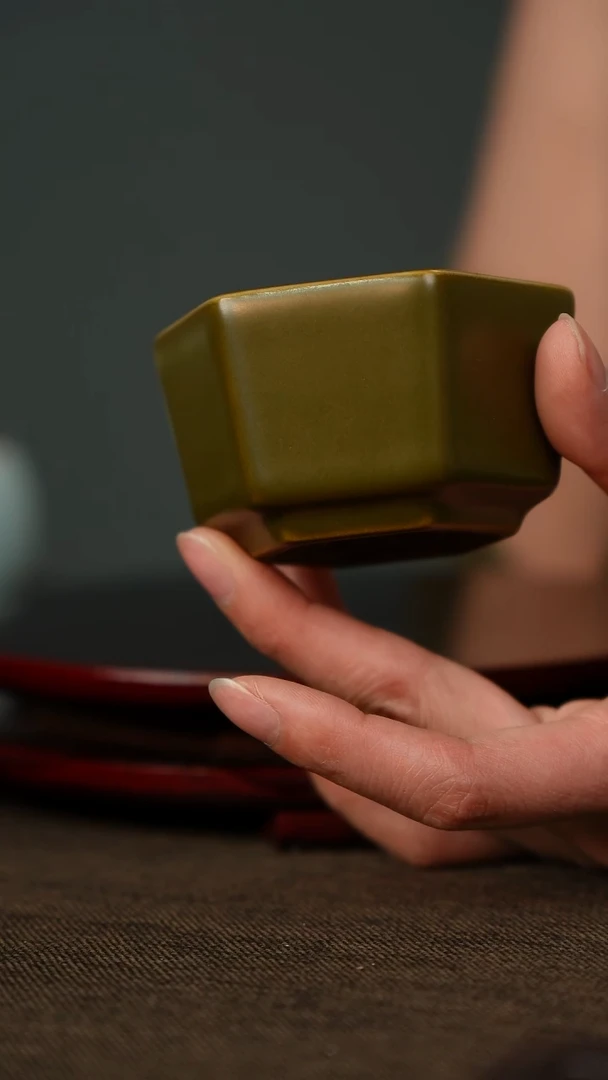 柴烧 支钉烧 黄金釉 六方杯 无底款