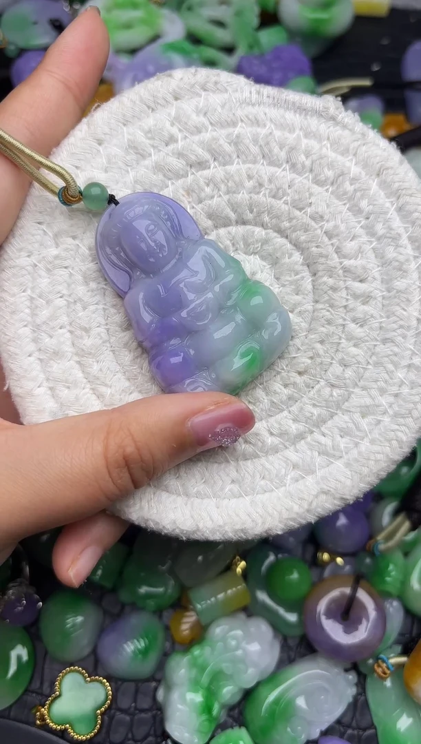 颈饰未镶嵌翡翠缅甸翡翠吊坠