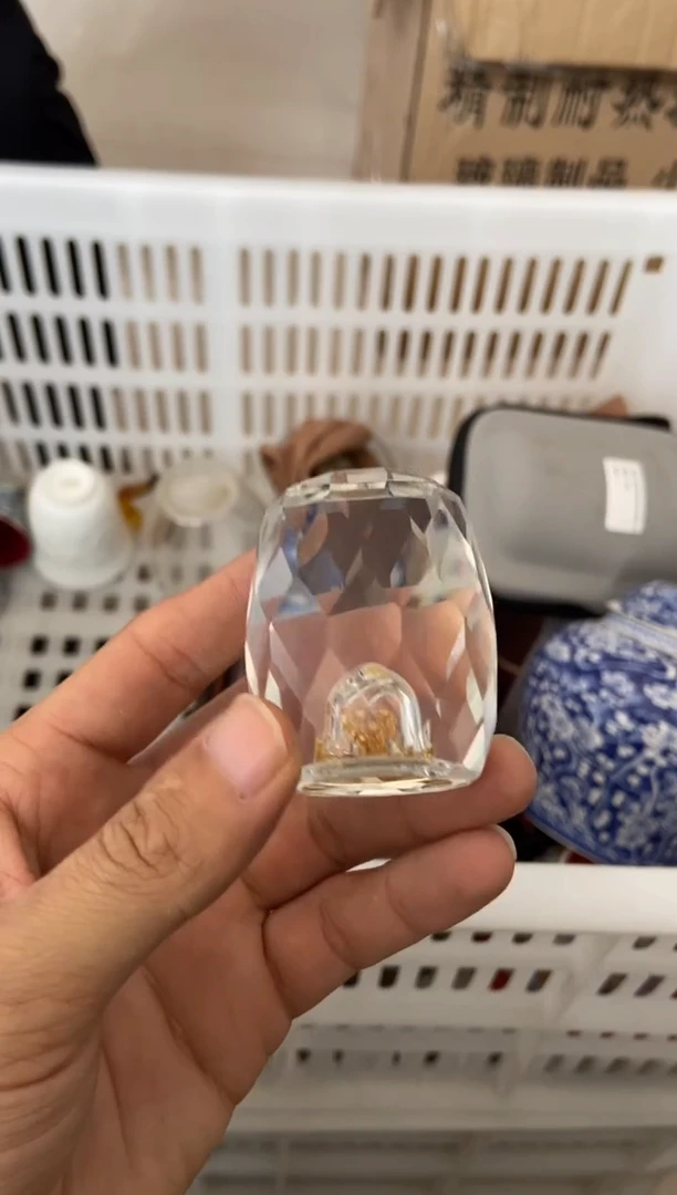 杯无运费险有瑕疵的摄影的产品有使用过的痕迹有点脏介意勿拍