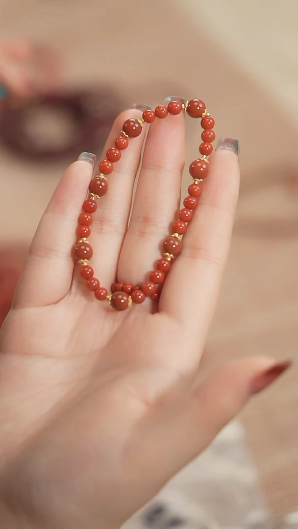【闪购商品】南红玛瑙手串未镶嵌【海边】川料锦红 满天星手串