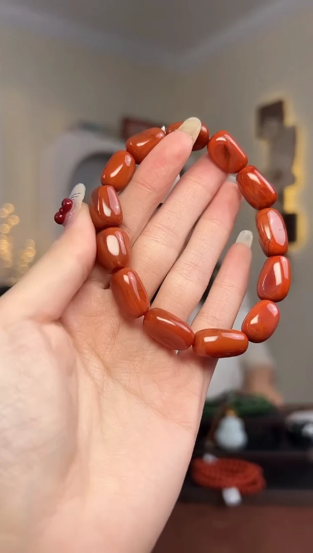 颈饰未镶嵌南红玛瑙手串