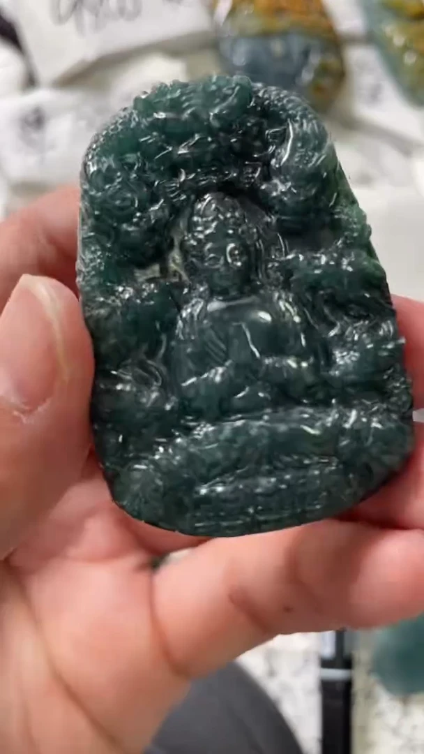 颈饰未镶嵌翡翠8