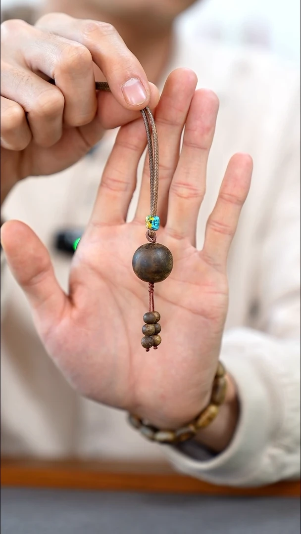 沉香吊坠时**?2.0mm单珠吊坠多样性发货1条