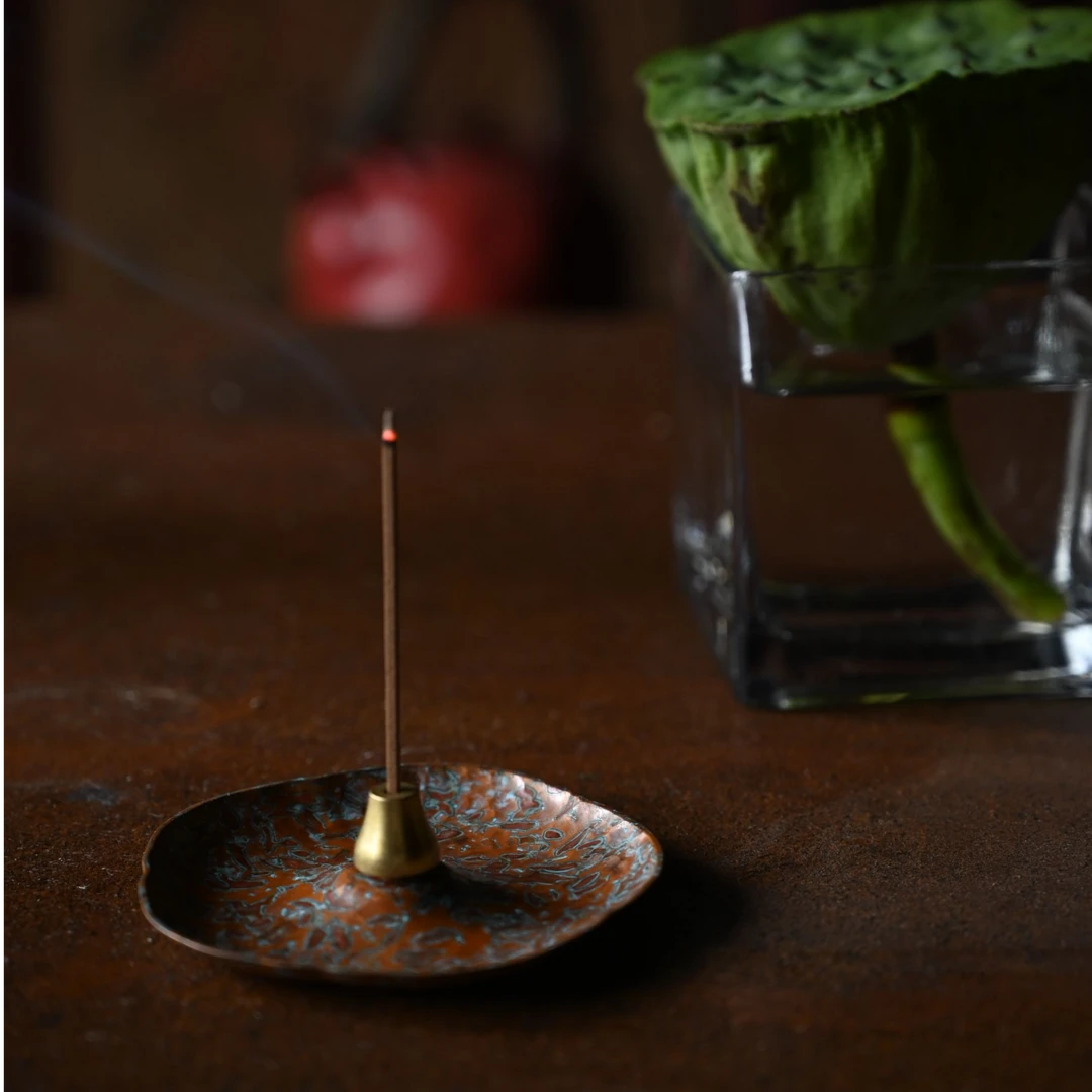 【春喜铜】T2紫铜纯手工着色新款不落灰山茶花香插直径8cm高1.5cm