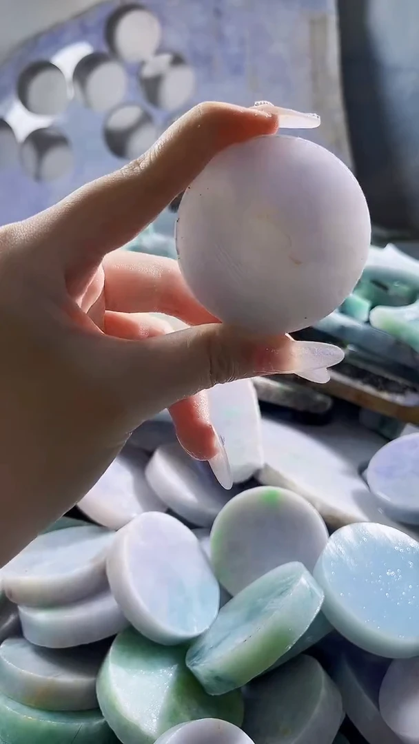 翡翠裸石缅甸翡翠A货晴7076