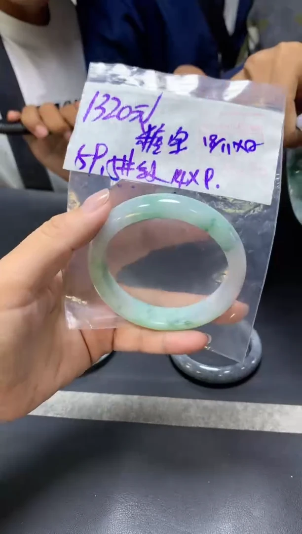 未镶嵌定制翡翠糖*+手镯59.5纹#1320元  毛货需抛光