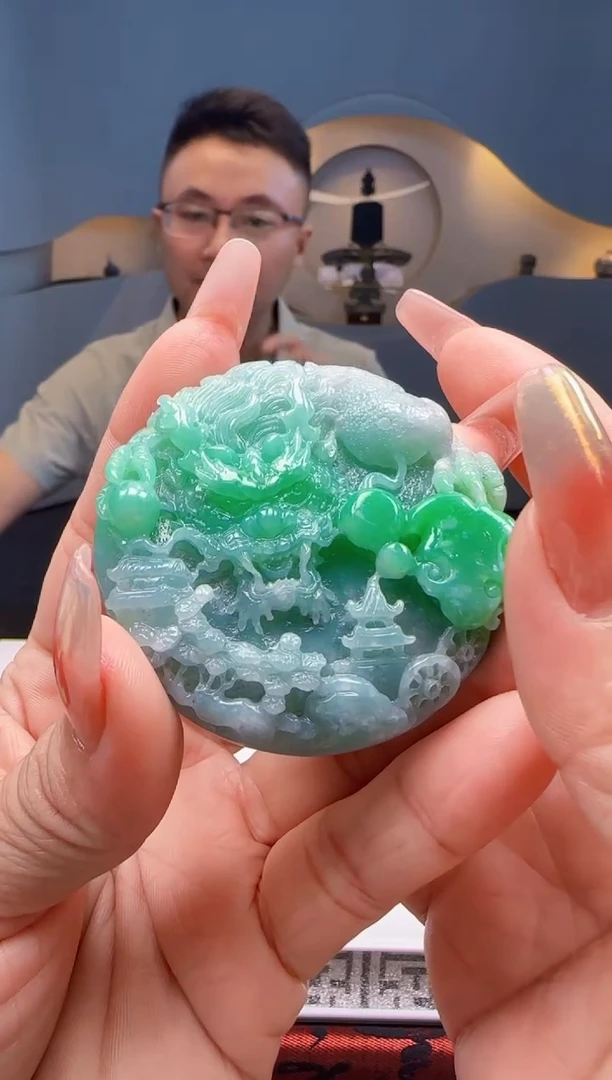 定制翡翠未镶嵌Q09320翡翠  （多样性发其一）