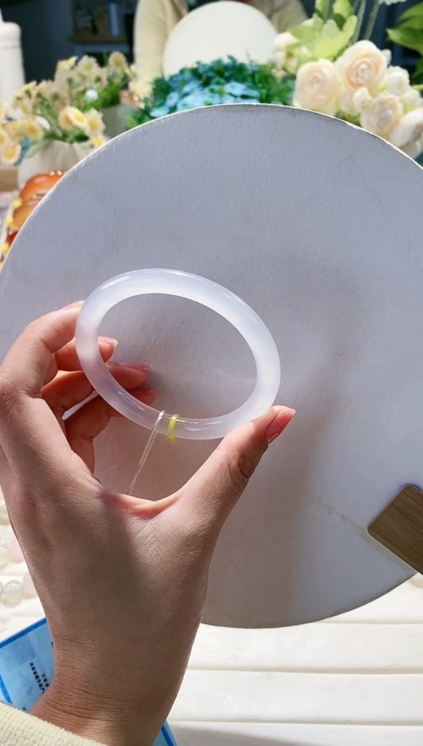 手镯玛瑙/玉髓未镶嵌150-