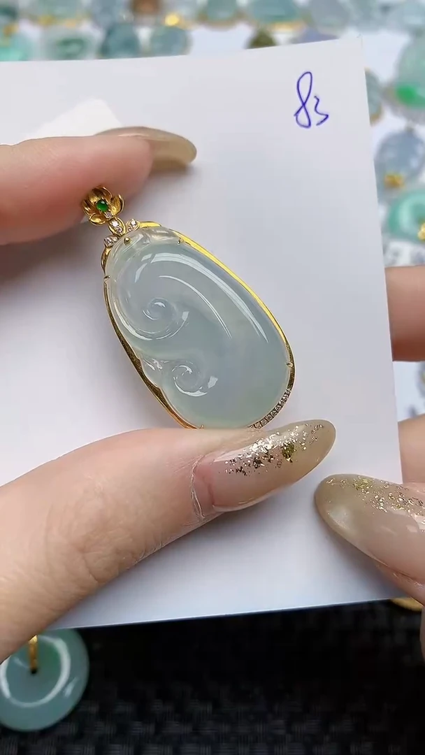 【闪购商品】翡翠颈饰18K金镶嵌天然A货翡翠 83