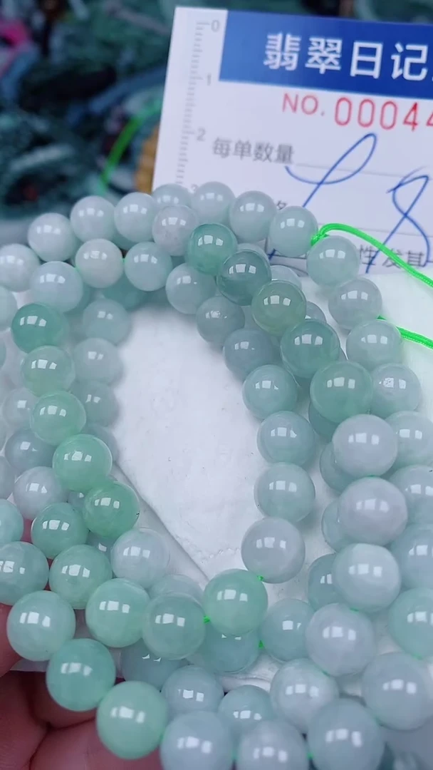 翡翠未镶嵌颈饰00004437