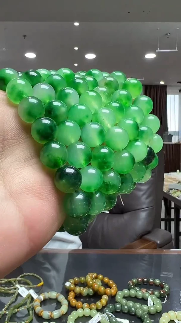 未镶嵌手串石英质玉绿花-多样性发货其中发一