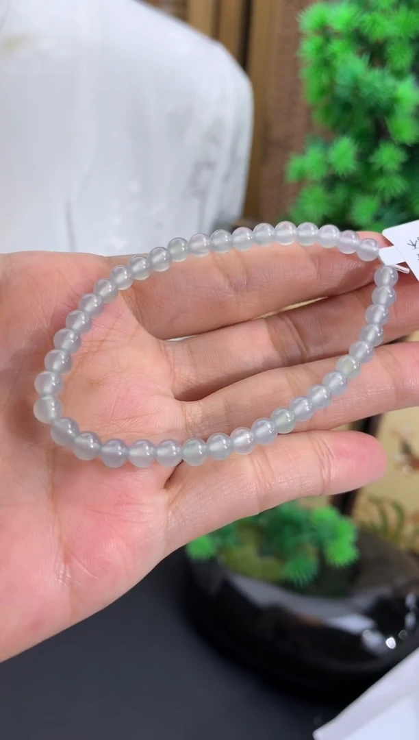 未镶嵌手串翡翠冰蓝底手串 卡4.5mm
