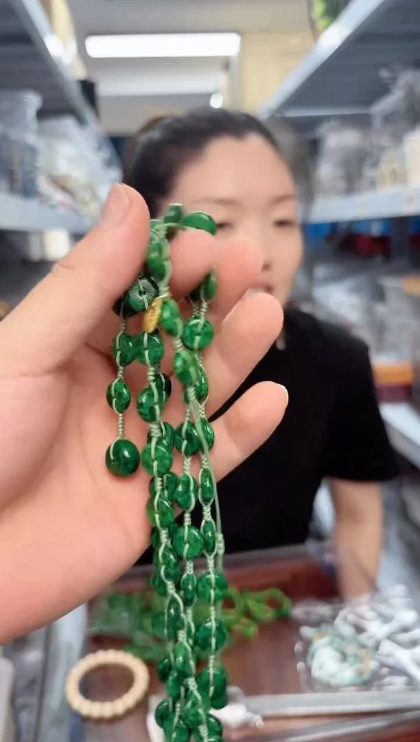 木绿色Q腰链一条