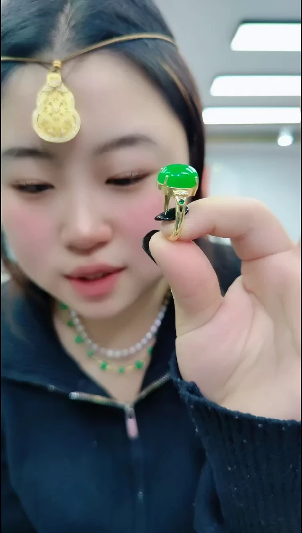 【闪购商品】石英质玉戒指合金2849 绿蛋面戒指