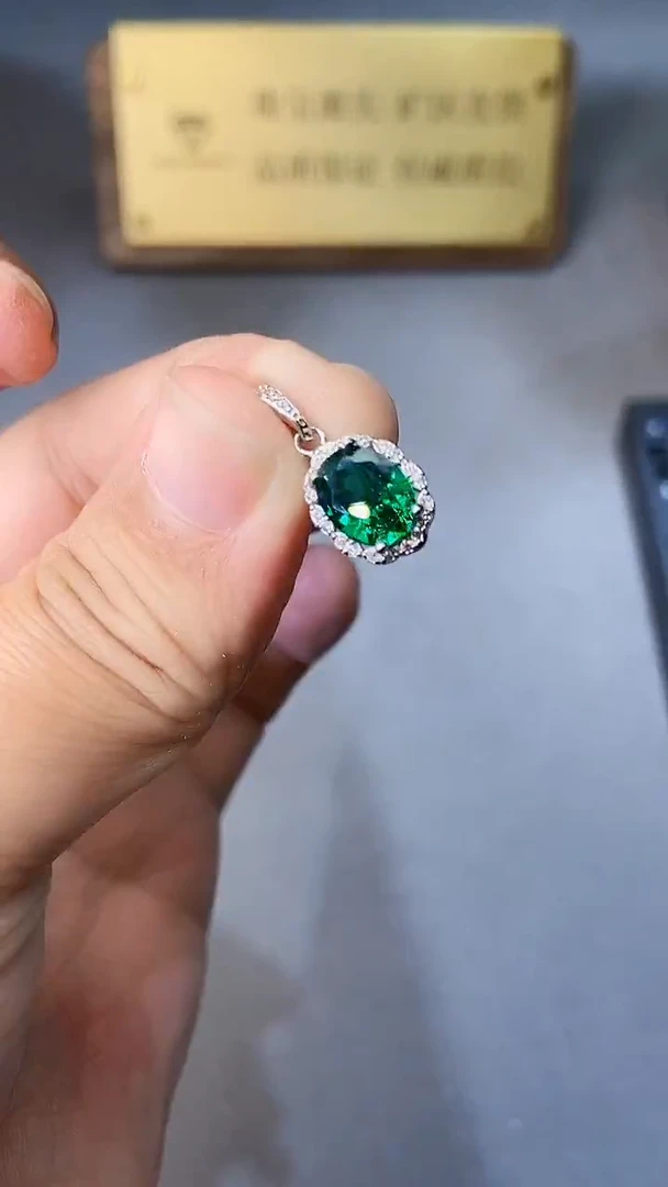 【闪购商品】透辉石吊坠银S925镶嵌354