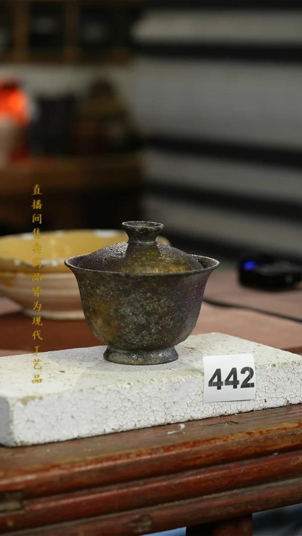 瓷片F****y标题标题标题标题