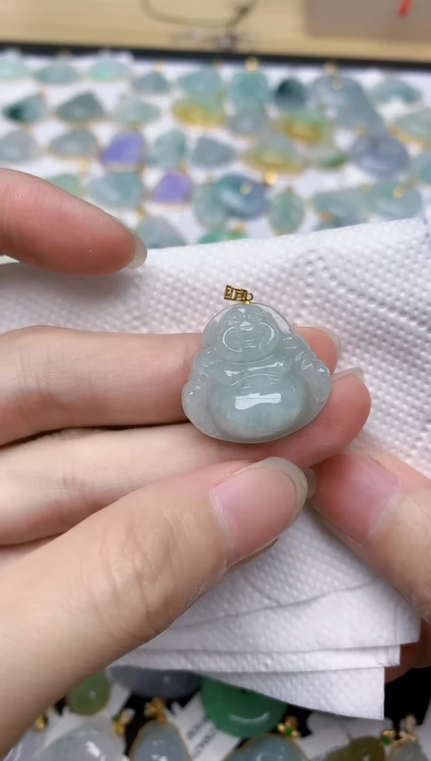 翡翠18K金镶嵌颈饰天然A货翡翠