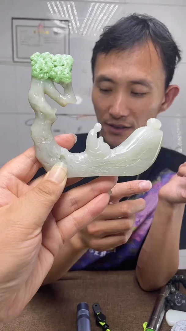 未镶嵌和田玉挂件1