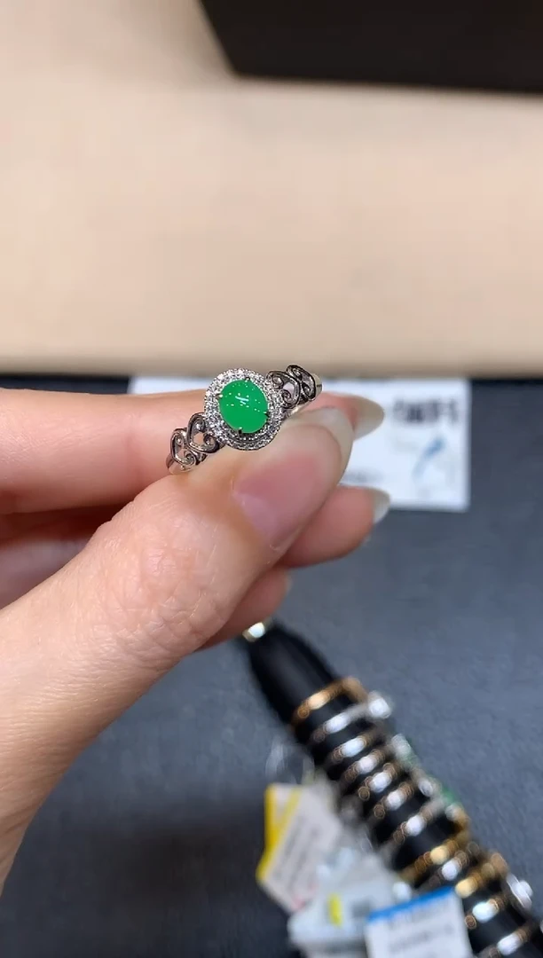 18K金镶嵌戒指翡翠【24小时鉴赏期】蛋面【无服务费