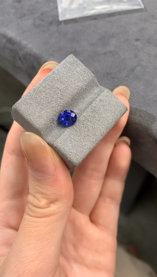 裸石蓝宝石1.69ct-皇家蓝