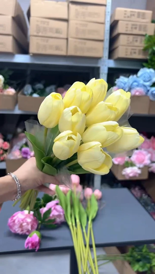 10枝奶黄手感保湿郁金香