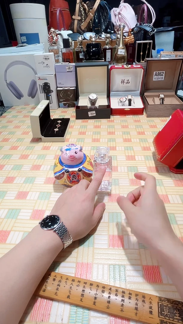 瓷片瓷器 库房到期 全部地板价@@1