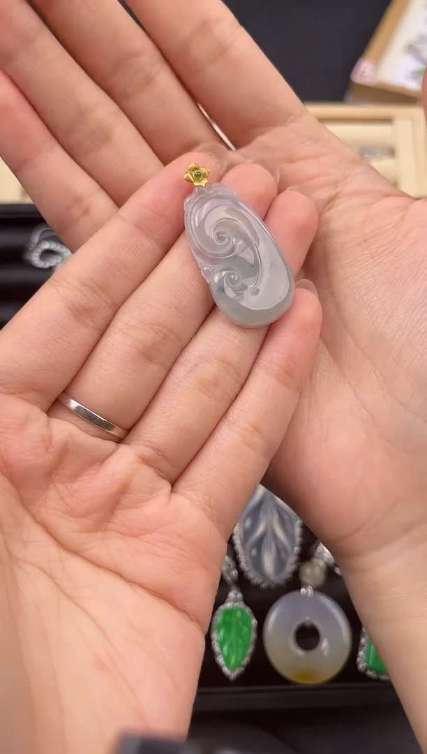 吊坠(不含链)18K金镶嵌翡翠翠小二缅甸翡翠严选JQ