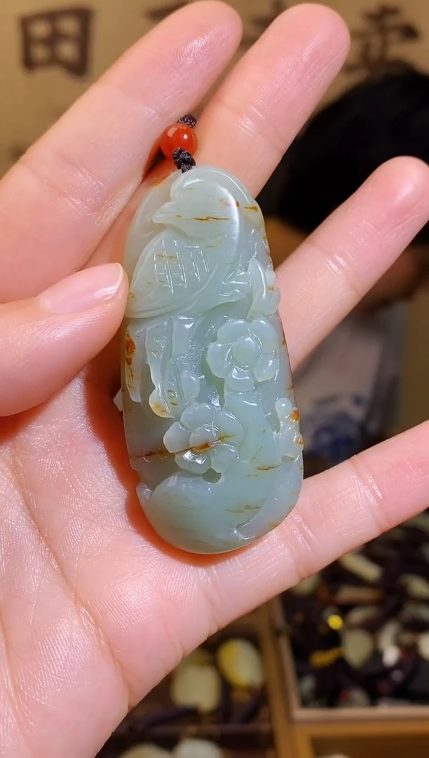 和田玉未镶嵌颈饰1