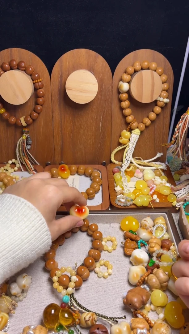 手串猴头核桃圆*?新品高桃17俏色心黄跑环*2绿跑环*2福禄吊坠