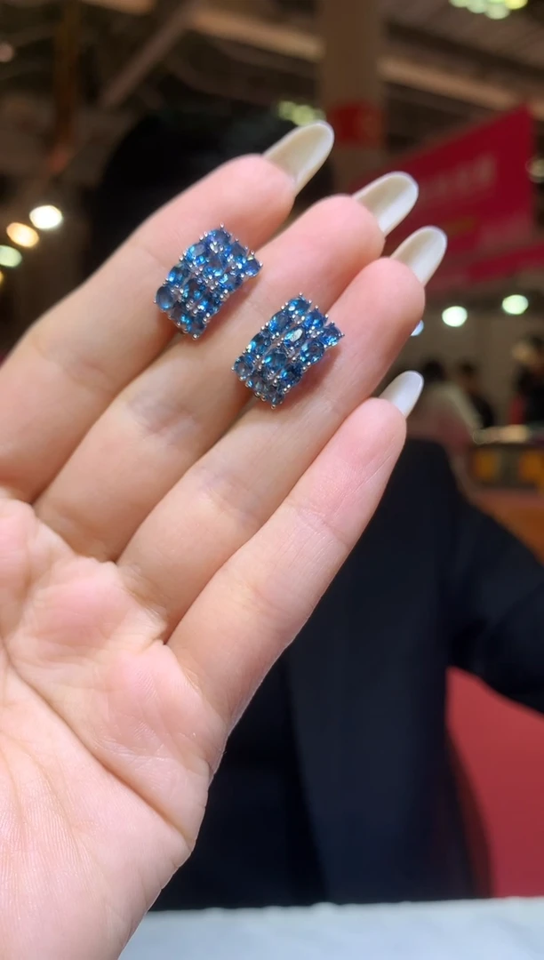 银S925镶嵌托帕石耳饰【宝石世家严选】