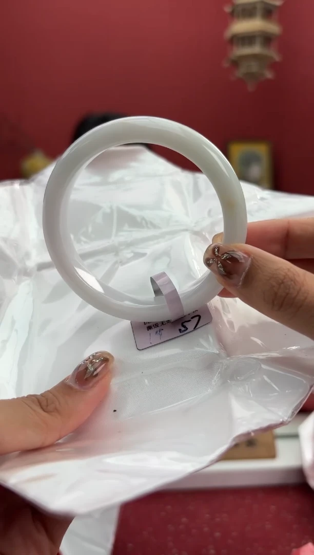 【闪购商品】翡翠手镯未镶嵌4手镯