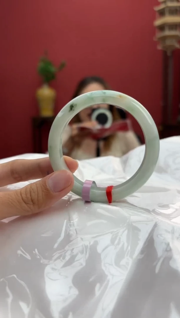 翡翠手镯未镶嵌18手镯