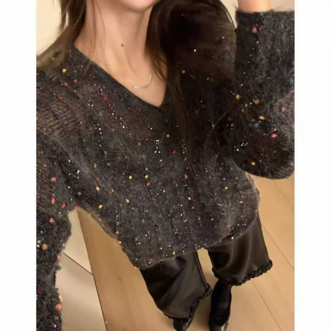 Molly~V领时尚彩色球球亮片卷边毛衣女秋冬季韩版慵懒风针织衫