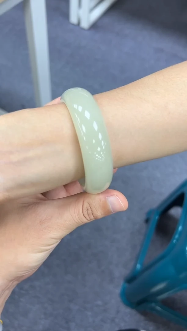 未镶嵌手镯和田玉57-59