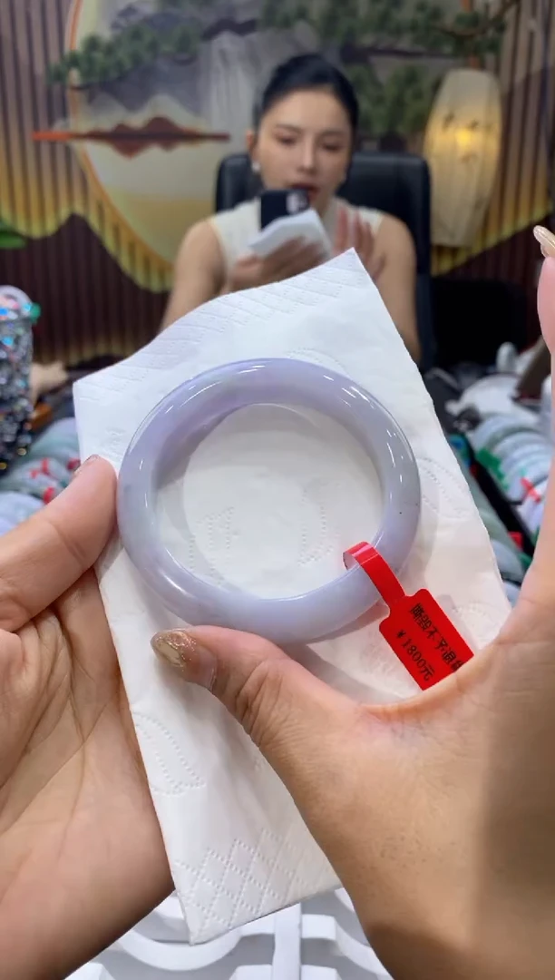 翡翠手镯未镶嵌多人090