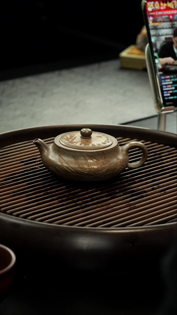茶壶紫砂青段柴烧 桑盘壶  刻绘竹