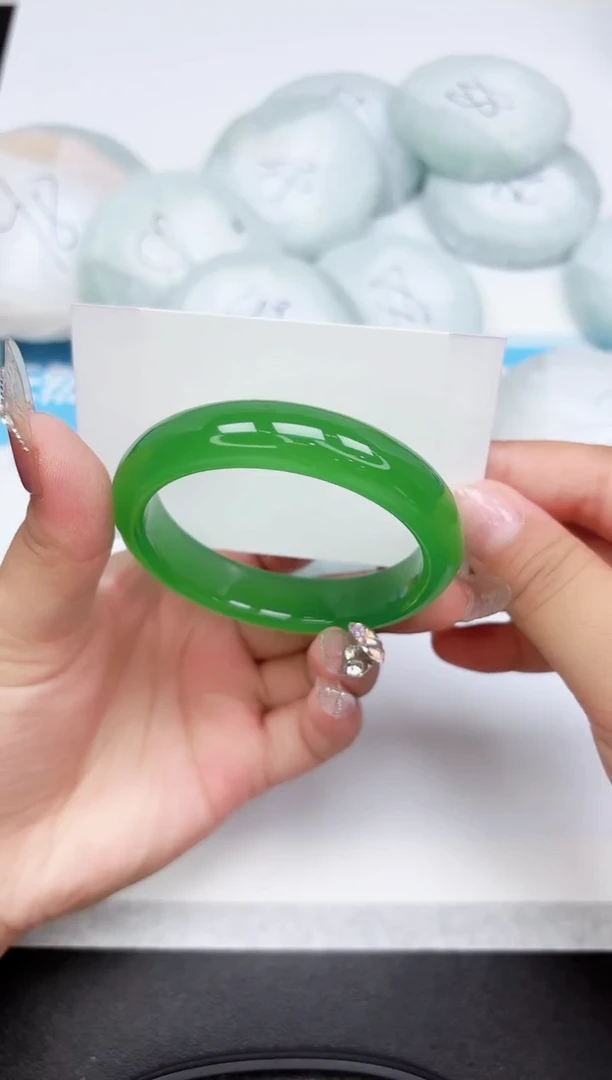 石英质玉手镯未镶嵌44-57.2