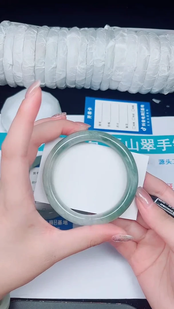 未镶嵌手镯石英质玉375-57/58