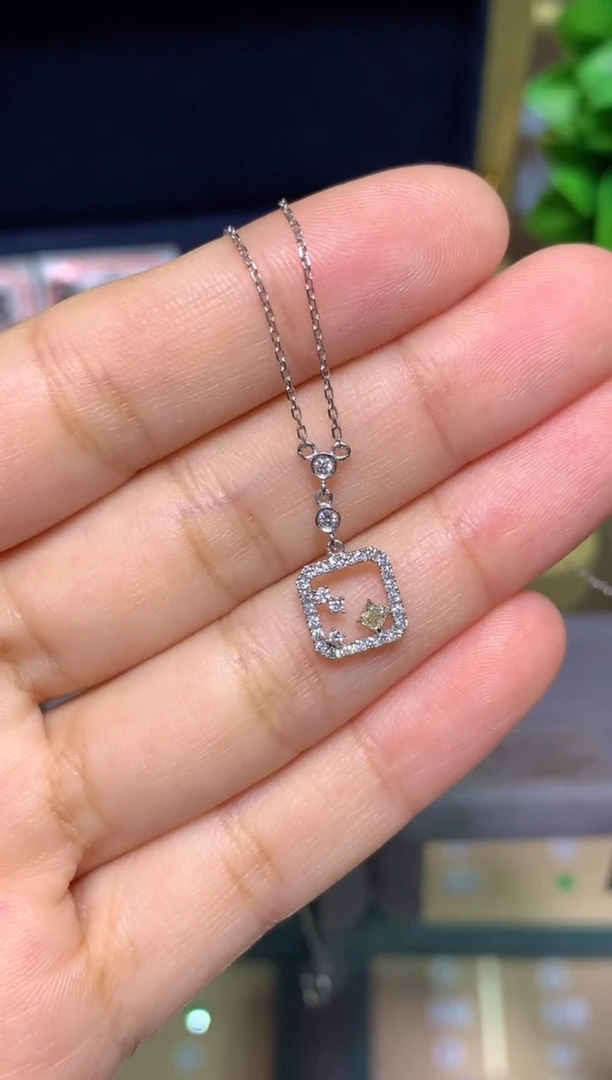 项链18K金镶嵌钻石0.25CT