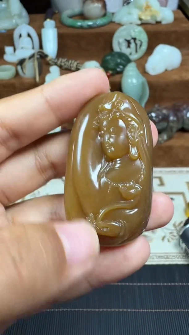颈饰未镶嵌和田玉1