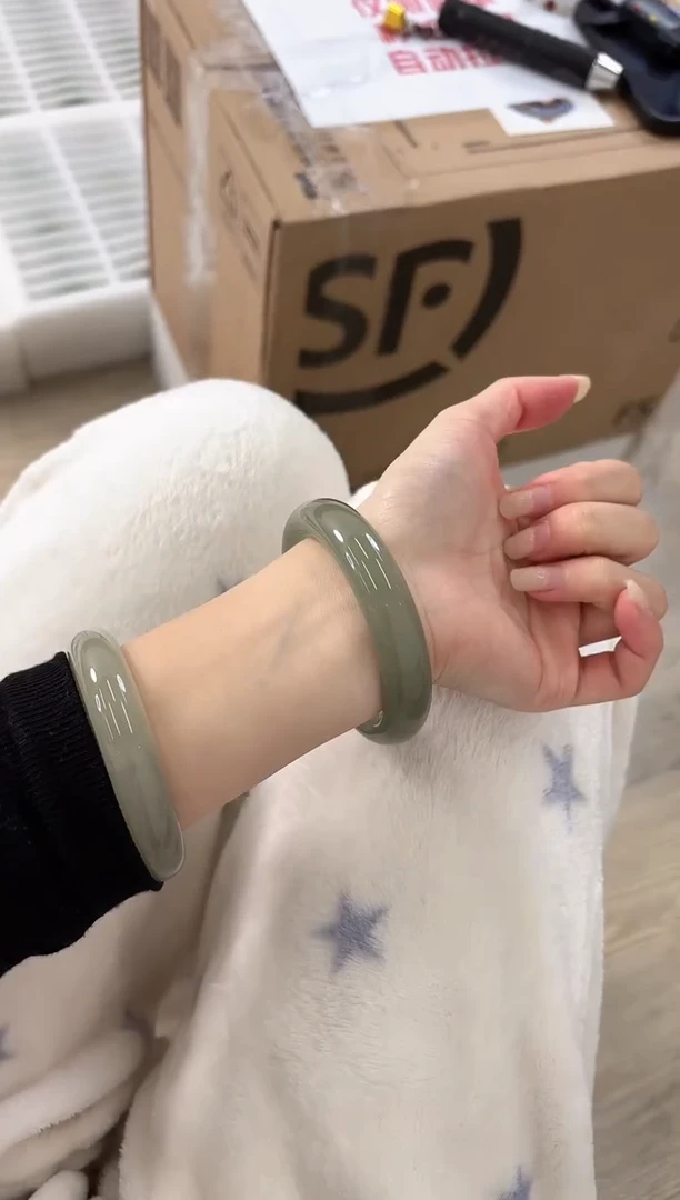 未镶嵌手镯石英质玉23-56D