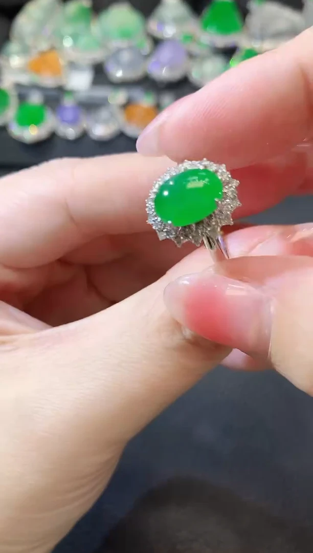 【闪购商品】翡翠戒指18K金镶嵌A74 翡翠